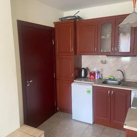Pomorie Apartment Daire *